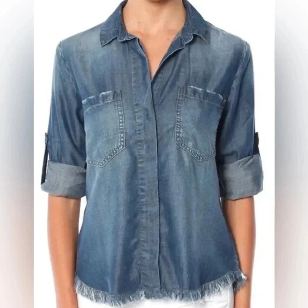 4/$25‎ Anthropologie cloth & stone Chambray Distressed Raw Hem Button Shirt S